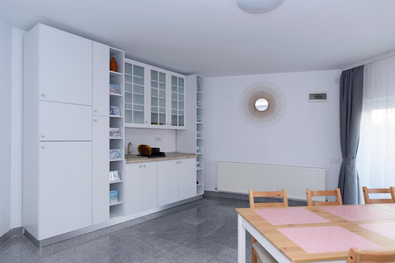 Tourist B&C Hotel Árgyasudvarhely Kültér fotó